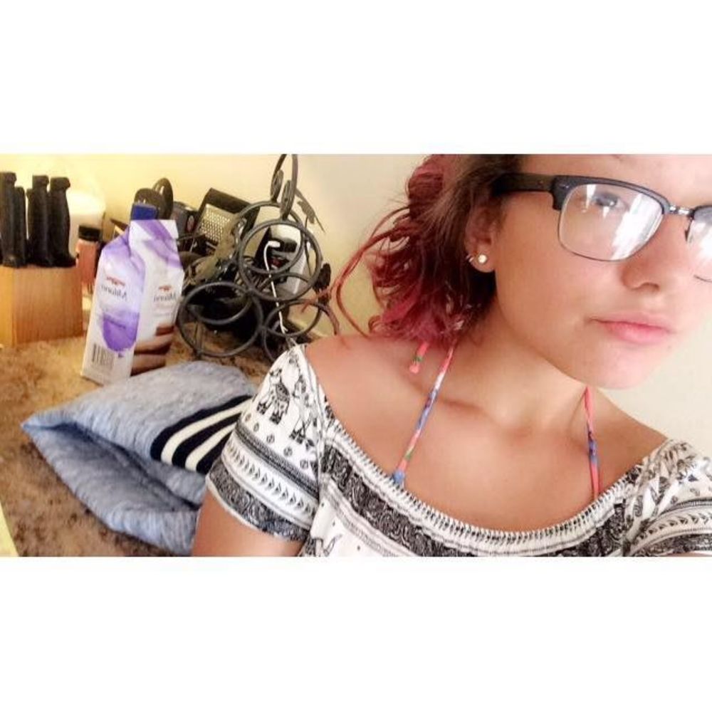 Meet your Posher, Emmy